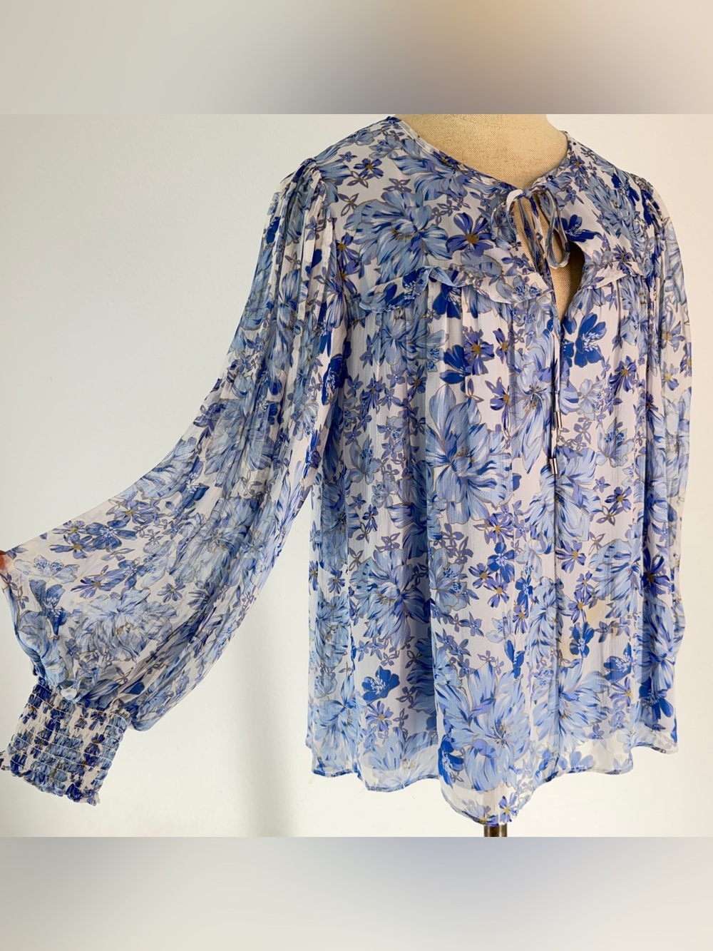 Shoshanna Simona Top Blue Boho Floral Feminine Peasant Blouse Medium Fairy Chic